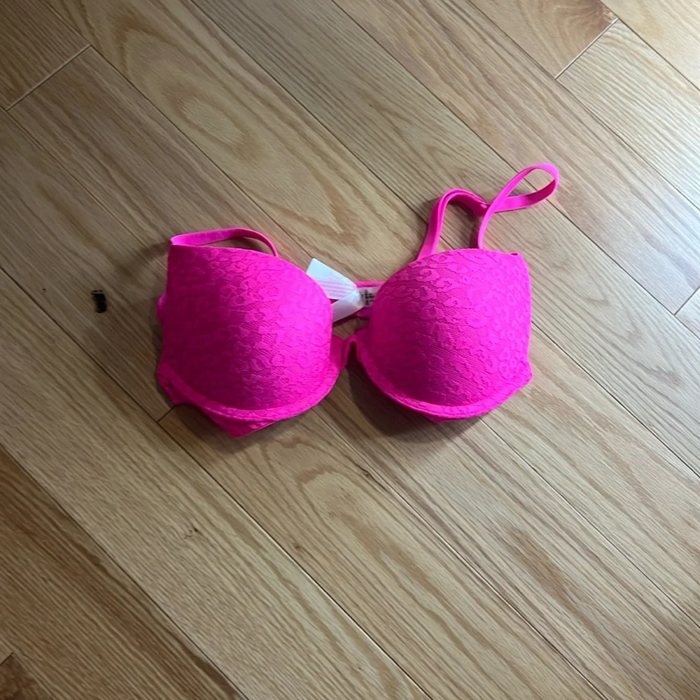 PINK pink bra - Picture 1 of 3